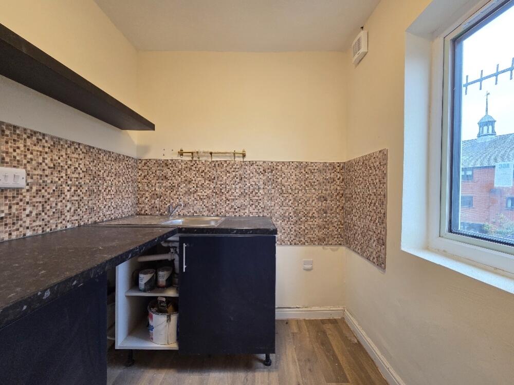 20251009_141102_resized