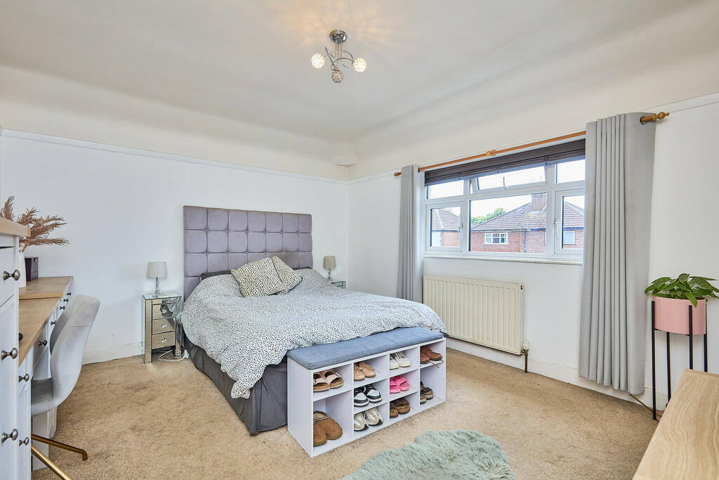 Edward Knight 202...