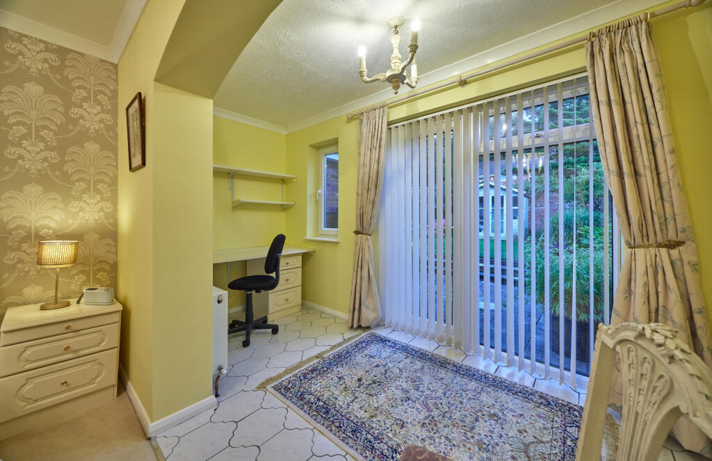 MAIN BEDROOM 1