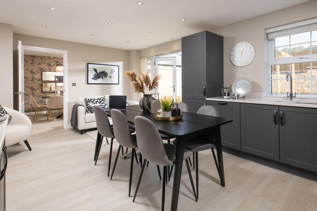 Inside view 4 bedroom Chelworth kitchen with dining space