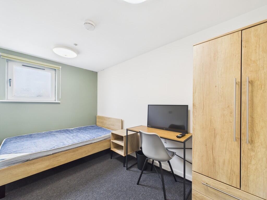Bedroom 5.1