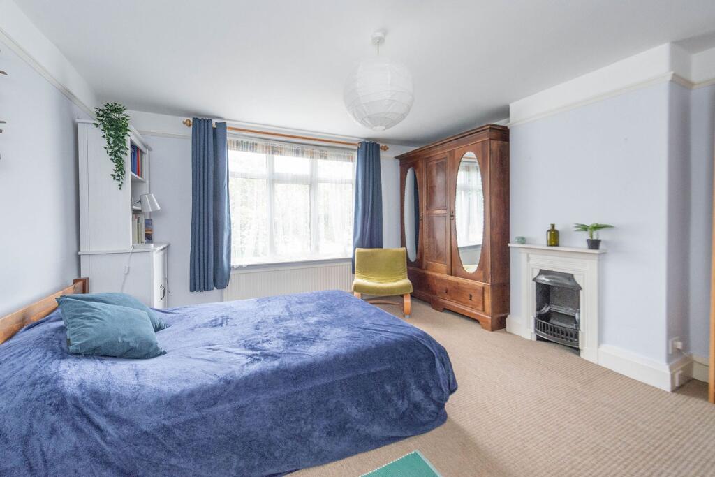 BEDROOMS AND BATHROOMS