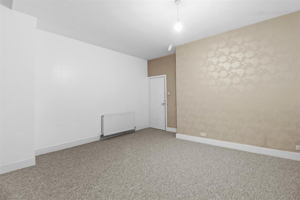 bedroom #5.jpg