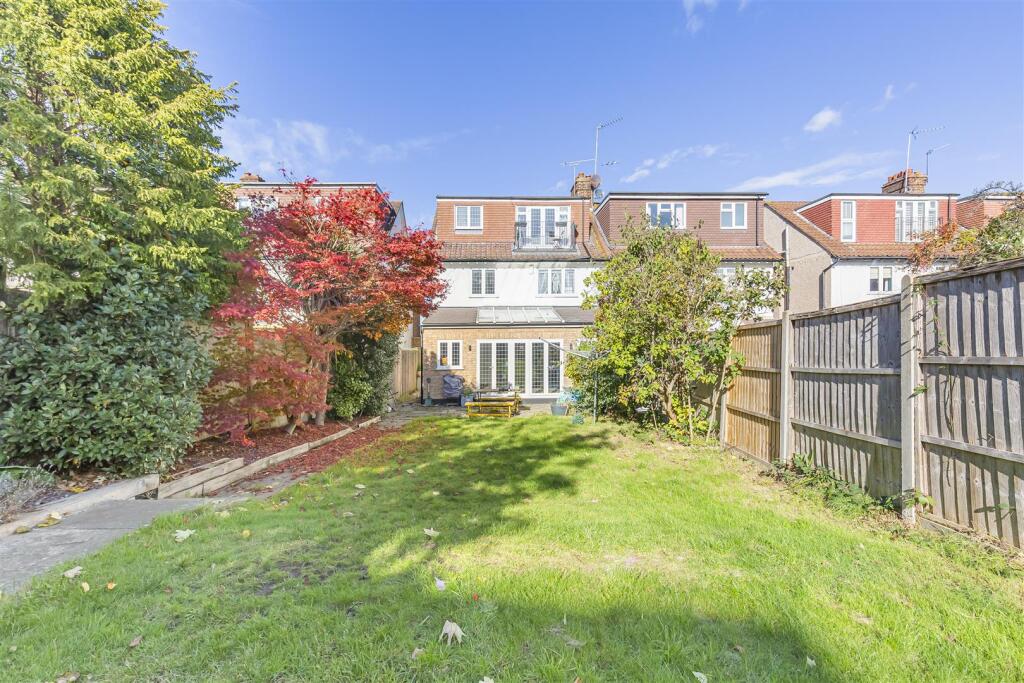 James_anderson-575_upper_richmond_road-tw10__22_.j