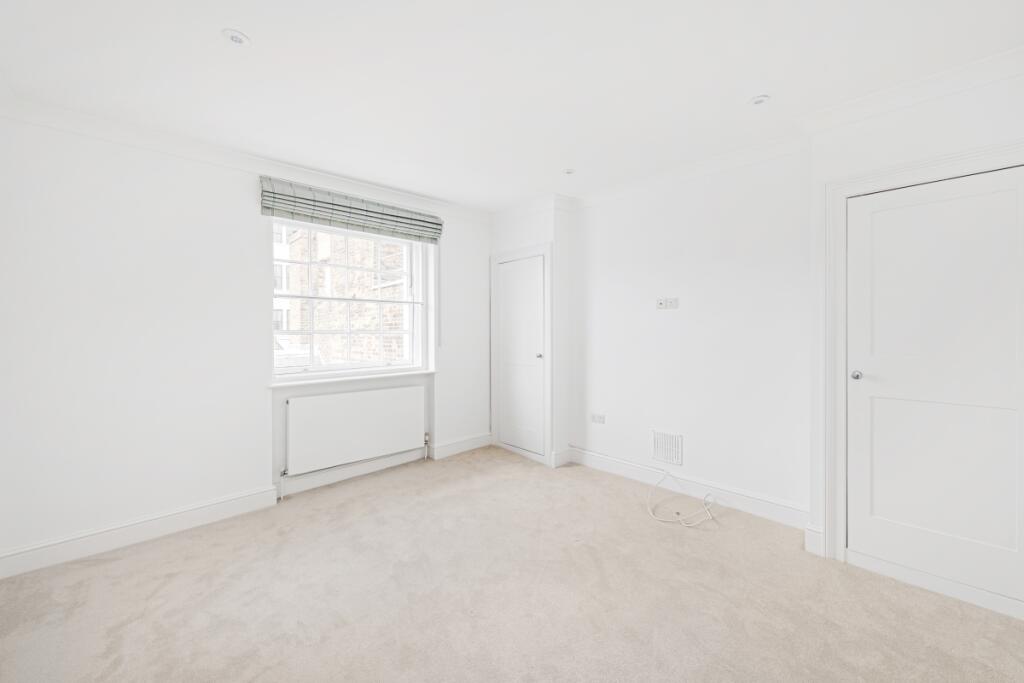 33 Conway Street ...