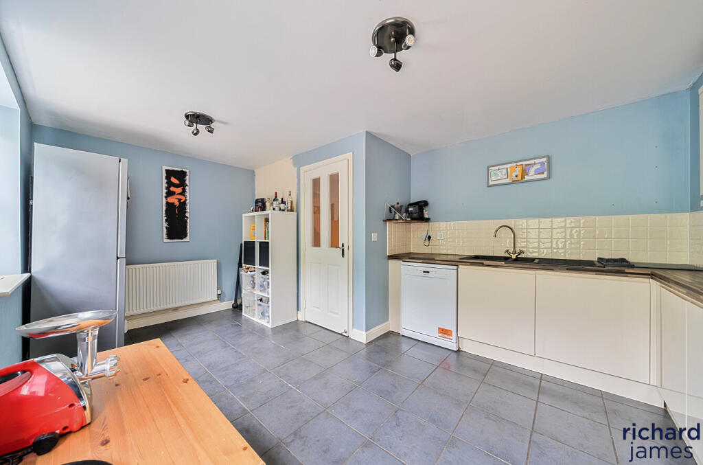 6cb7030a547f4e6a9ae945fe3aa65c4b