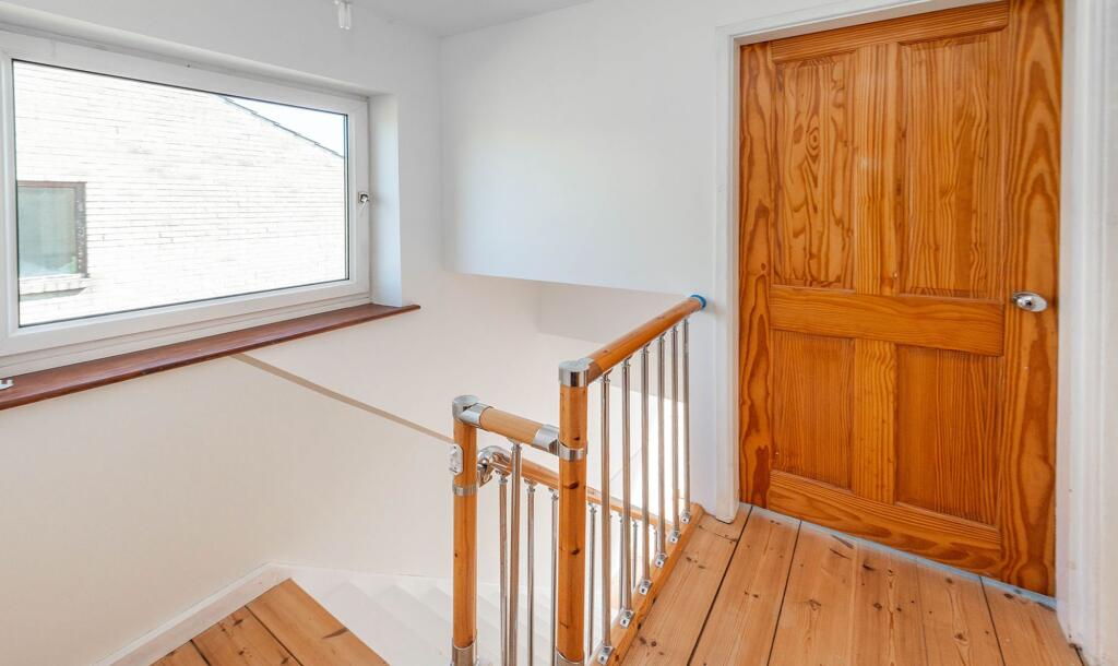 ENTRANCE HALLWAY AND LANDING