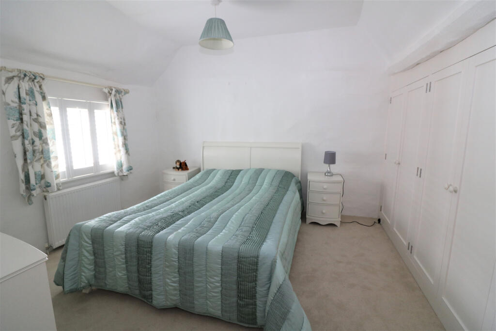 Top floor bedroom.JPG