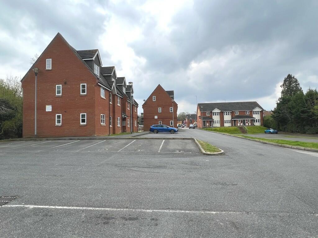 RESIDENTS PARKING-4
