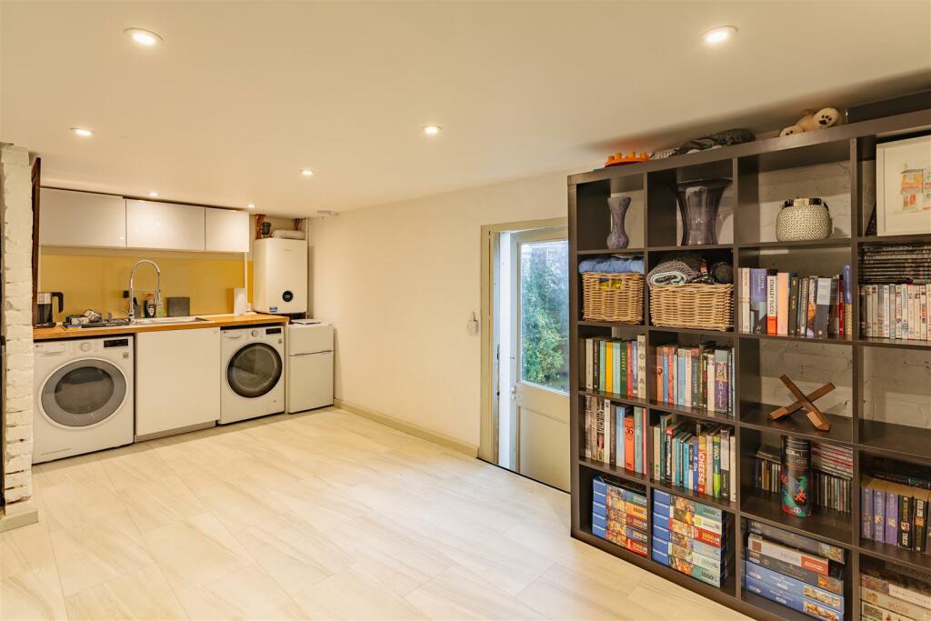 Garden Room/ Utility