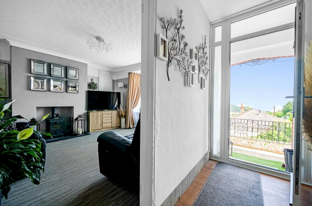Hall/Sitting Room