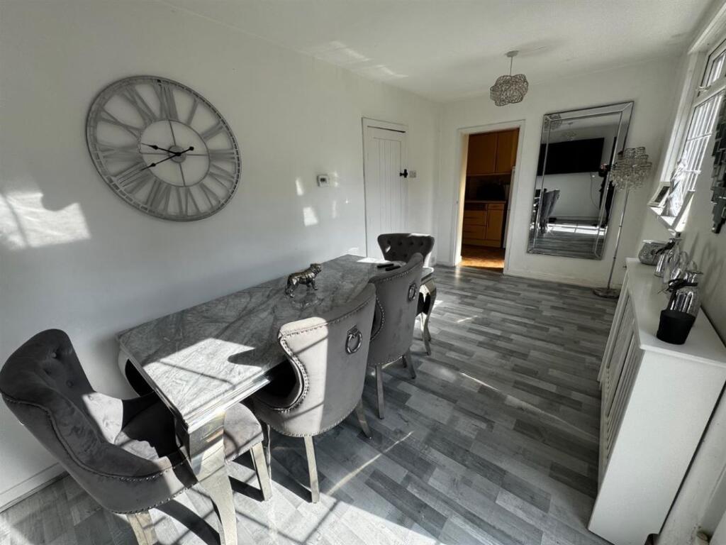 38 Windermere Road, Seaham, County Durham, SR7 8HW