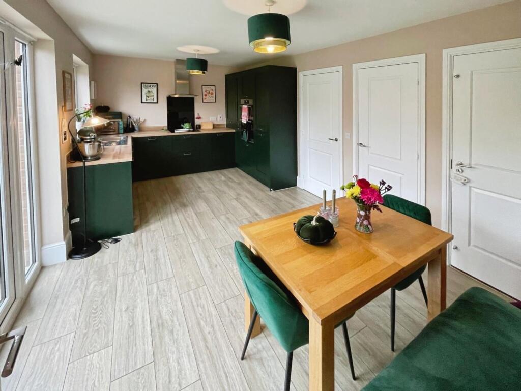 0bd17f24--4B1D-8E6D-B35A5987A530-35225-000004BDDAF