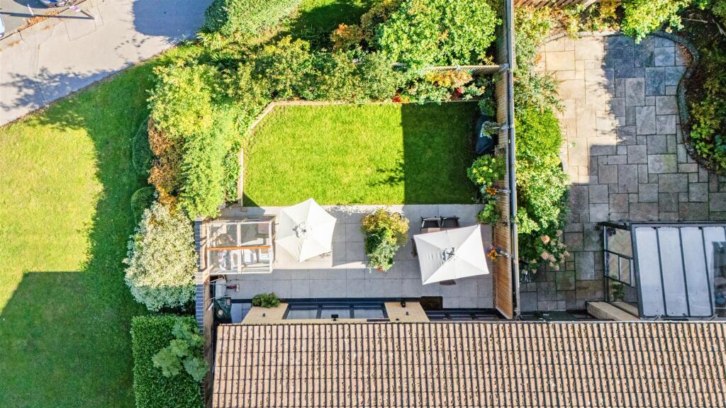 DEANS CLOSE,18-6.jpg