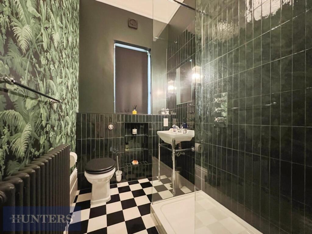 Shower Room.jpeg
