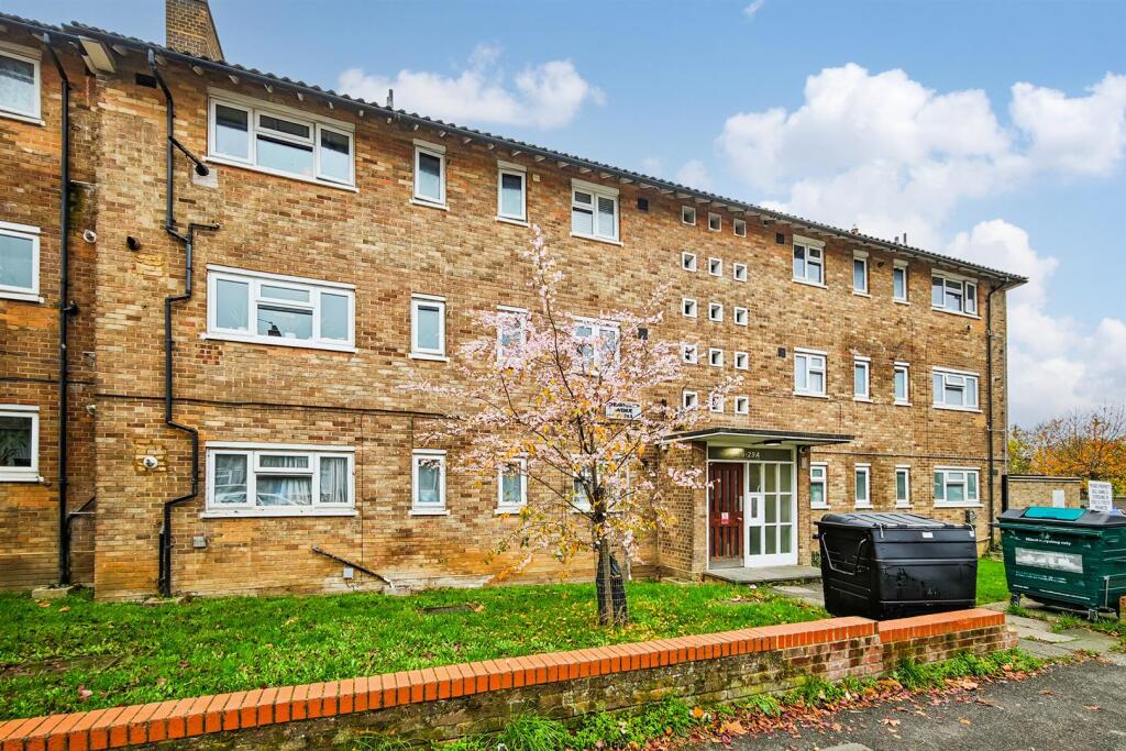 Cherrydown Avenue