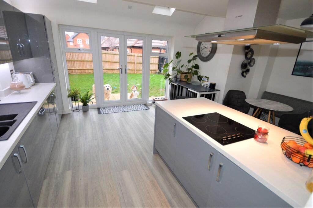 Kitchen Family Room