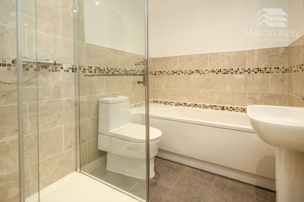 BED 3 ENSUITE
