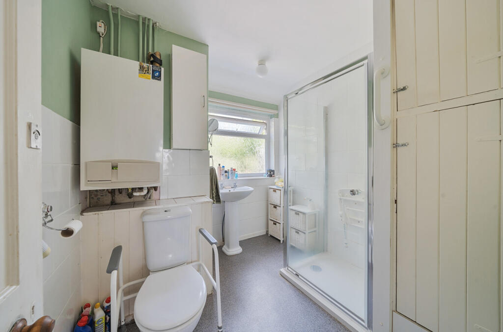 012-12-681e3e4815...