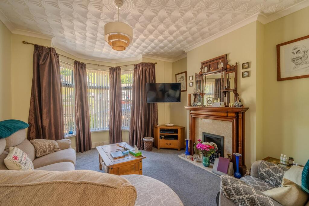 2 Lewis Terrace-13.jpg