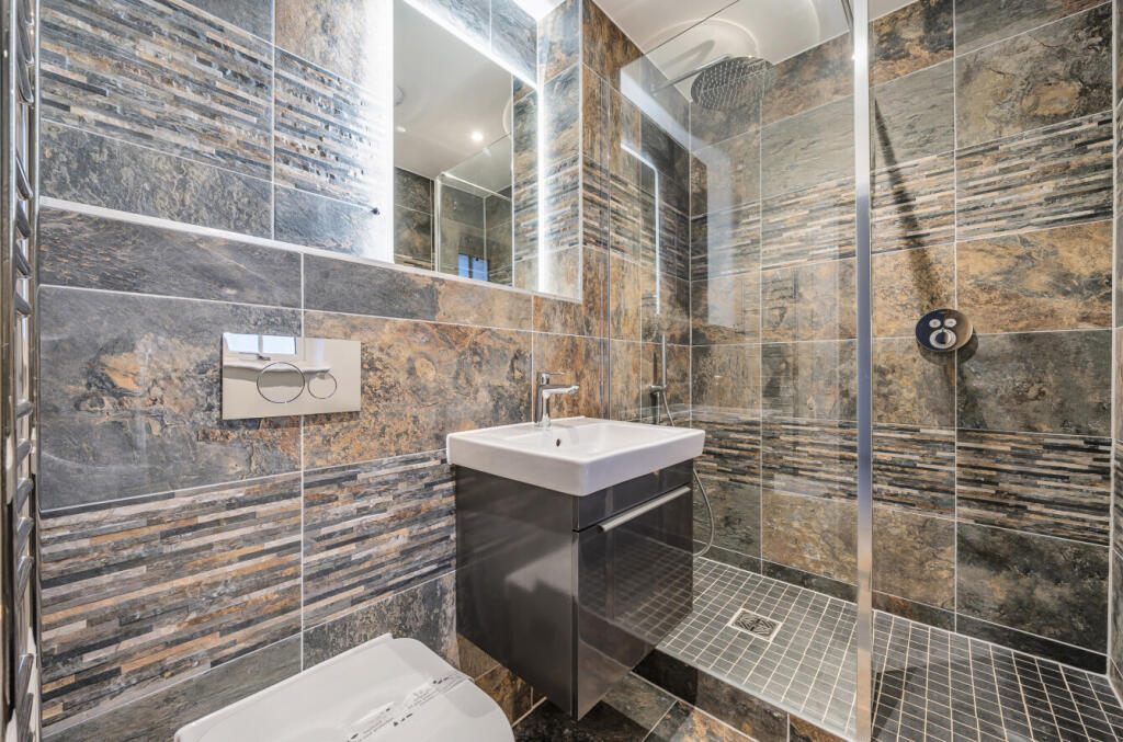 1228504 (11).jpg
