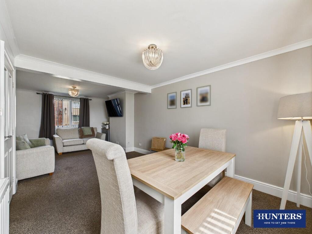 Living/Dining Room