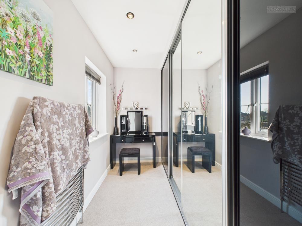 Wardrobe To Master Bedroom