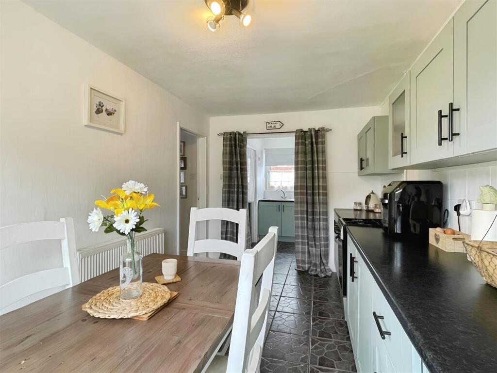 Kitchen Diner