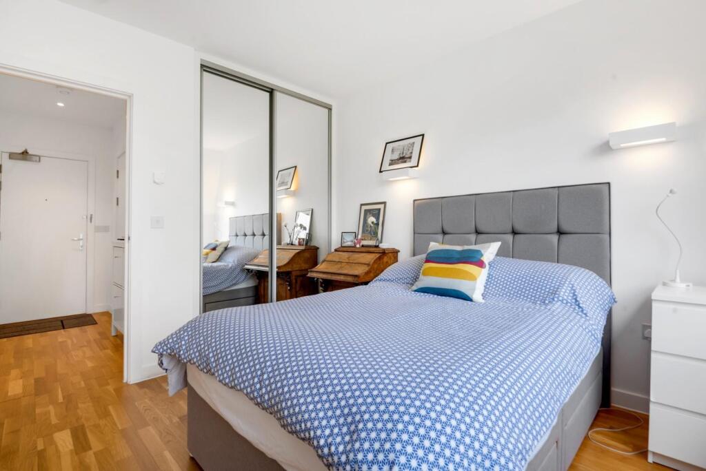 Bedroom Reverse