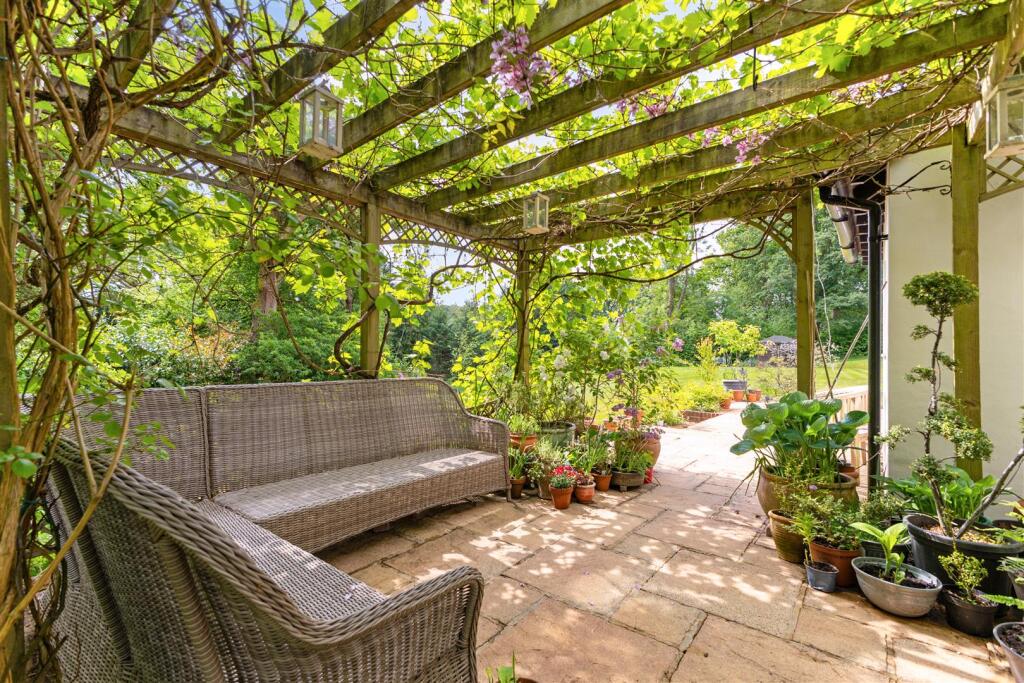 92265_Farthings-Powntley-Copse-Alton (23).jpg