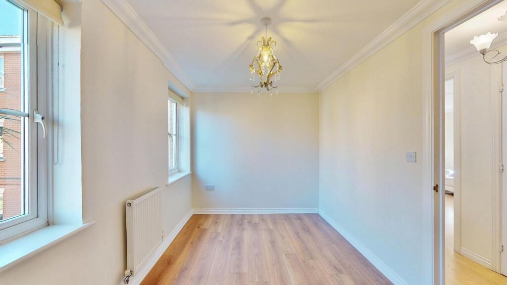 Flat-20-Nacton-Court-Hevingham-Drive-Chadwell-Heat