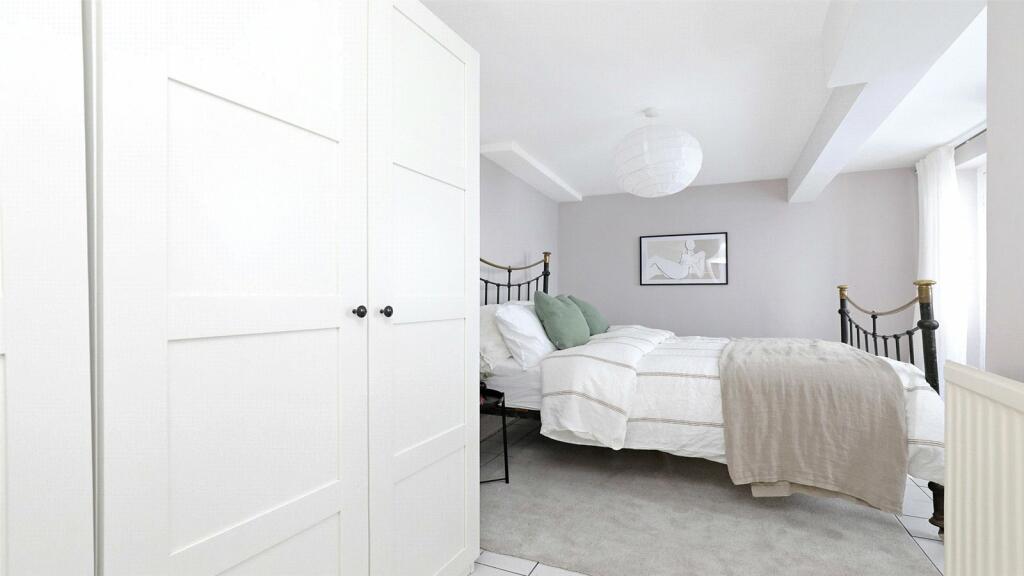 Double Bedroom