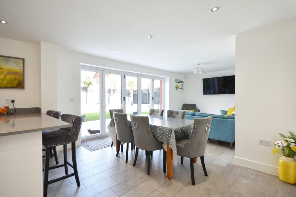 Open Plan Kitchen/Dining/Family Room