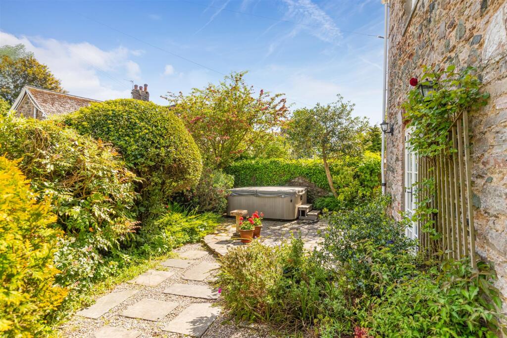 A11 - The Hermitage Ashprington Totnes - 250513.jp