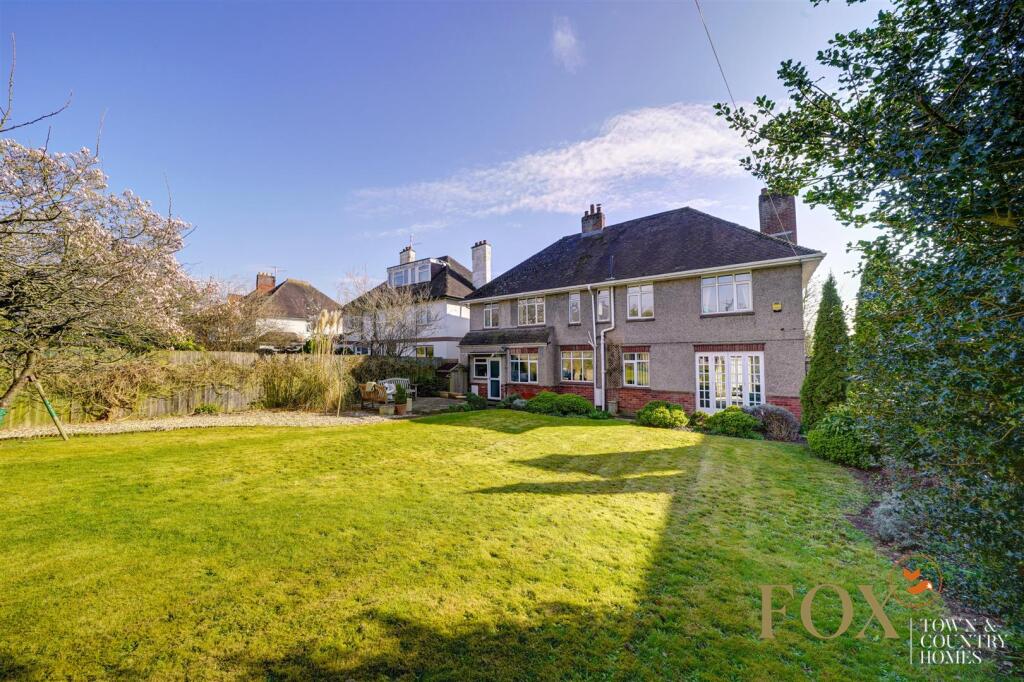 2 St Catherins Hill (39).jpg