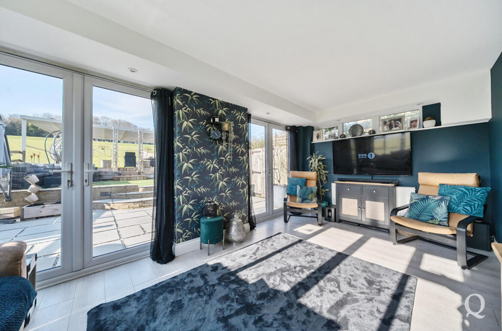 8611c5a3-c3b4-4ce...