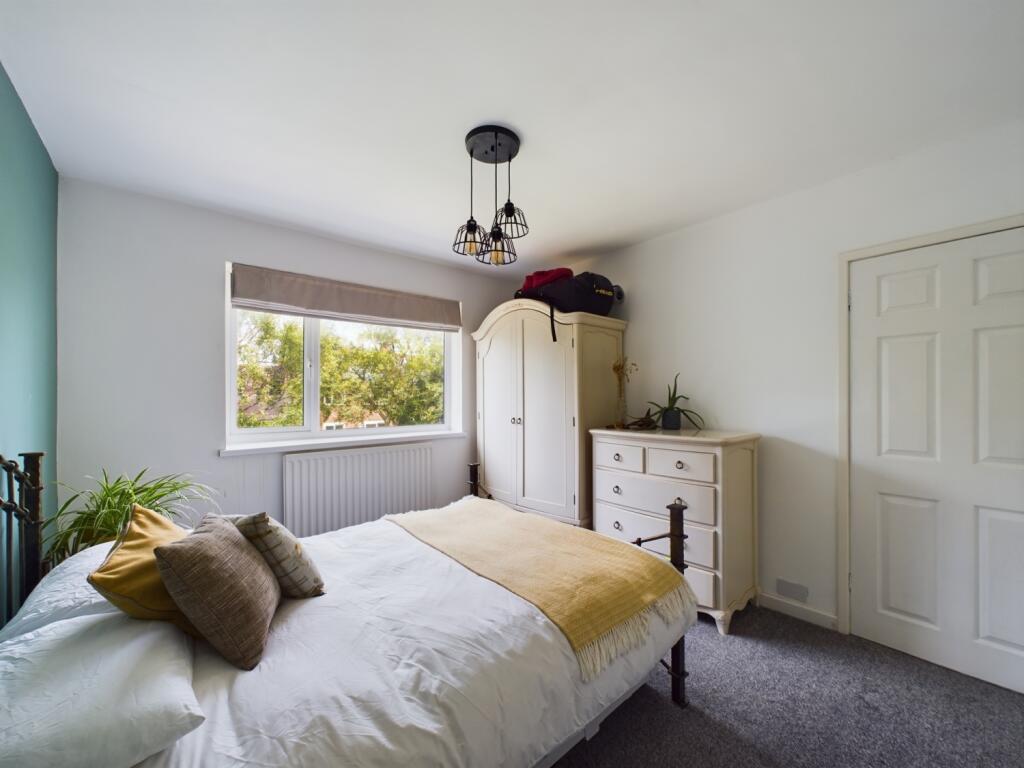 CAM02195G0-PR0040-STILL018