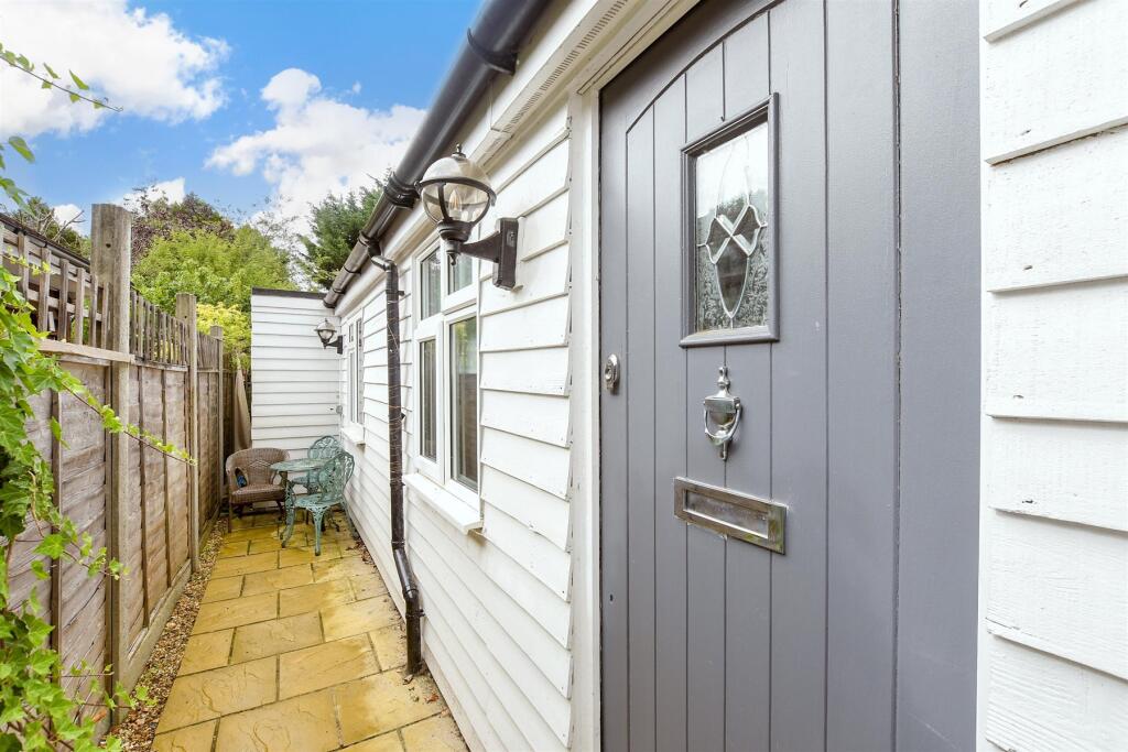 External Lifestyle Photograph