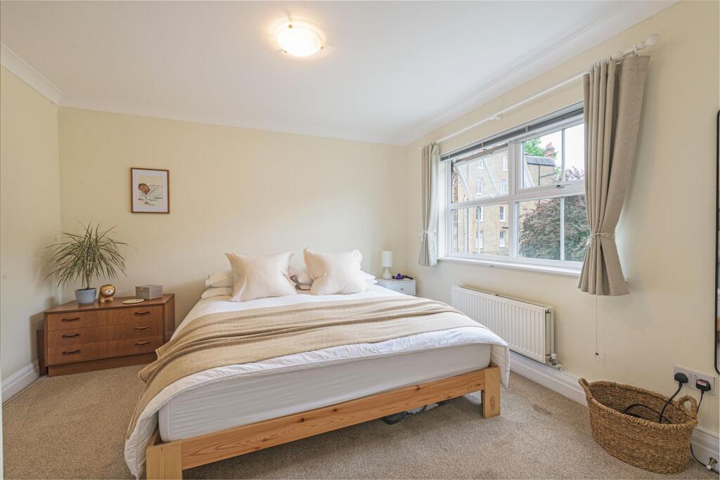 3-68 Upper Rich Rd Bed 2.jpg