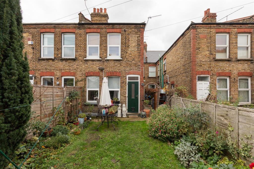 Chingford Road, E17