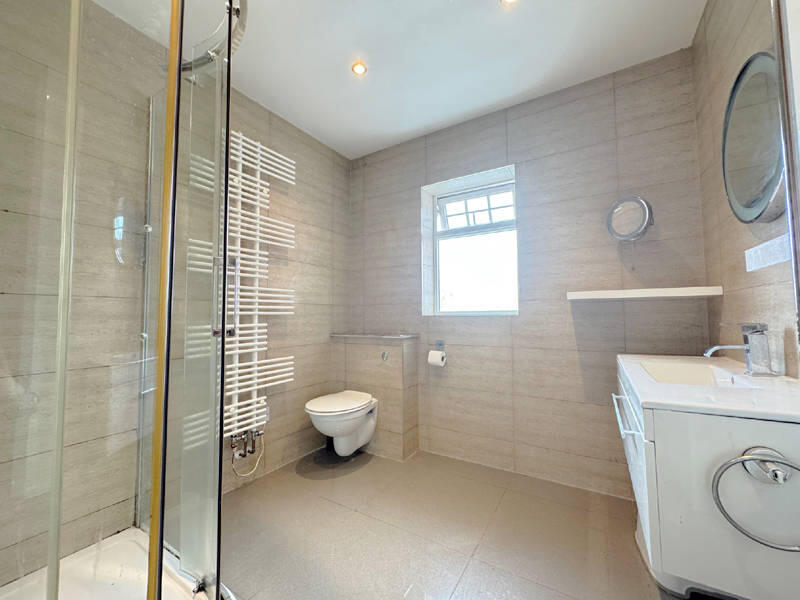 Bedroom One Ensuite
