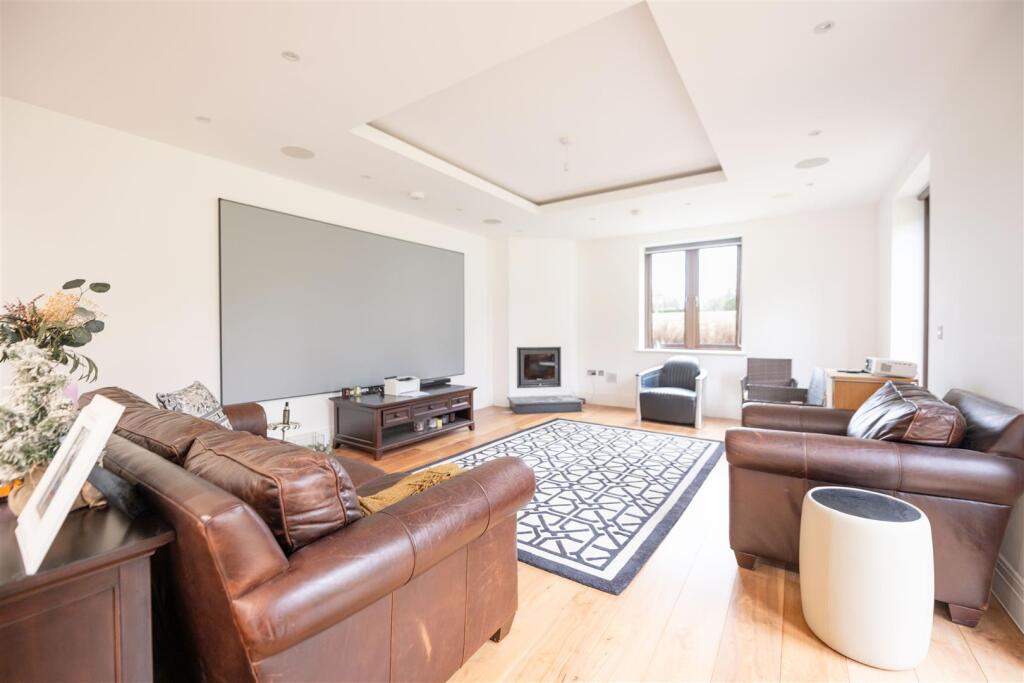 Reception 1               .jpg