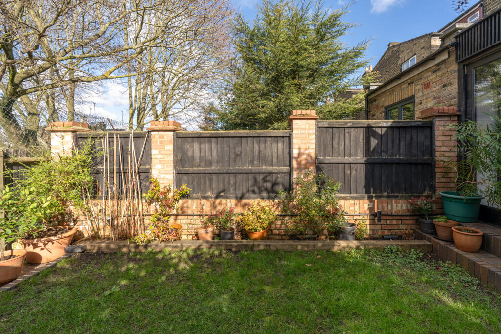 266756 - 76StMarysRoad_HighRes-28.jpg