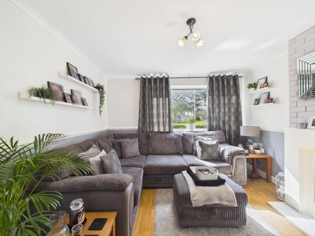 CAM02023G0-PR0170-STILL023