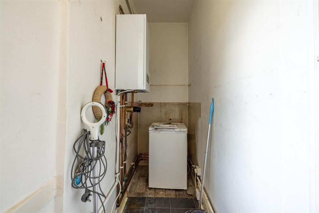 39 Thistle Street Galashiels 16.JPG