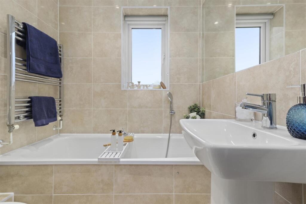 Main Bathroom