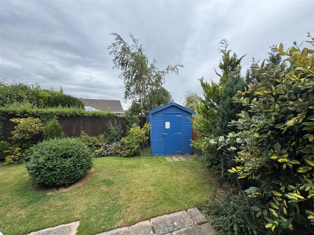 58 Northfield garden 2.jpg