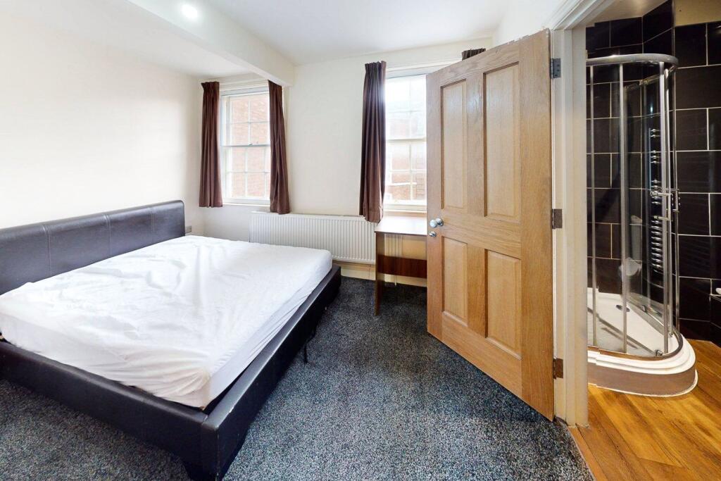 Student Digs - Kings