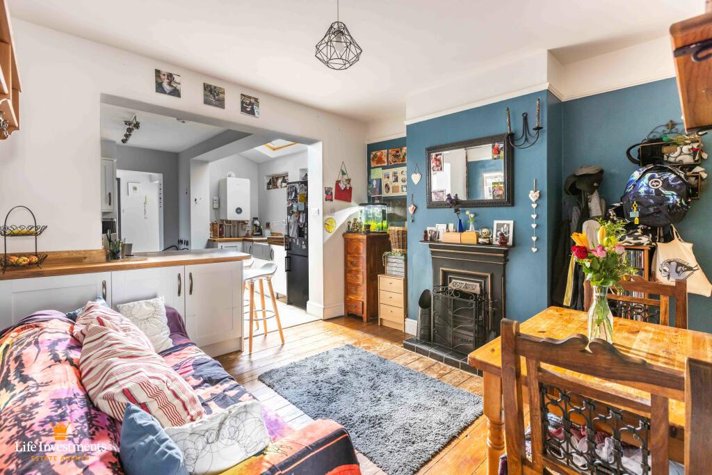 Kitchen- Family Room