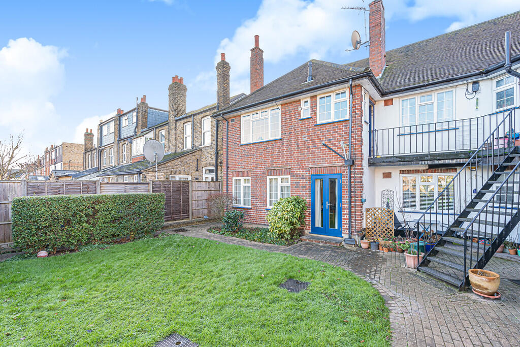 Windmill Court (5...